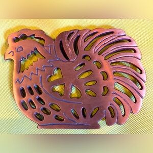 Copper CAST IRON Hen Chicken Trivet. Vintage 1990. Good vintage condition.